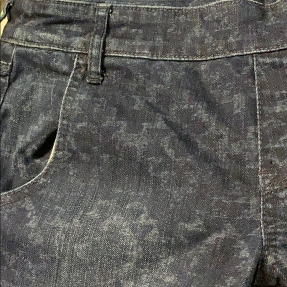 Hollister Aztec print denim overalls size small - Picture 5 of 9